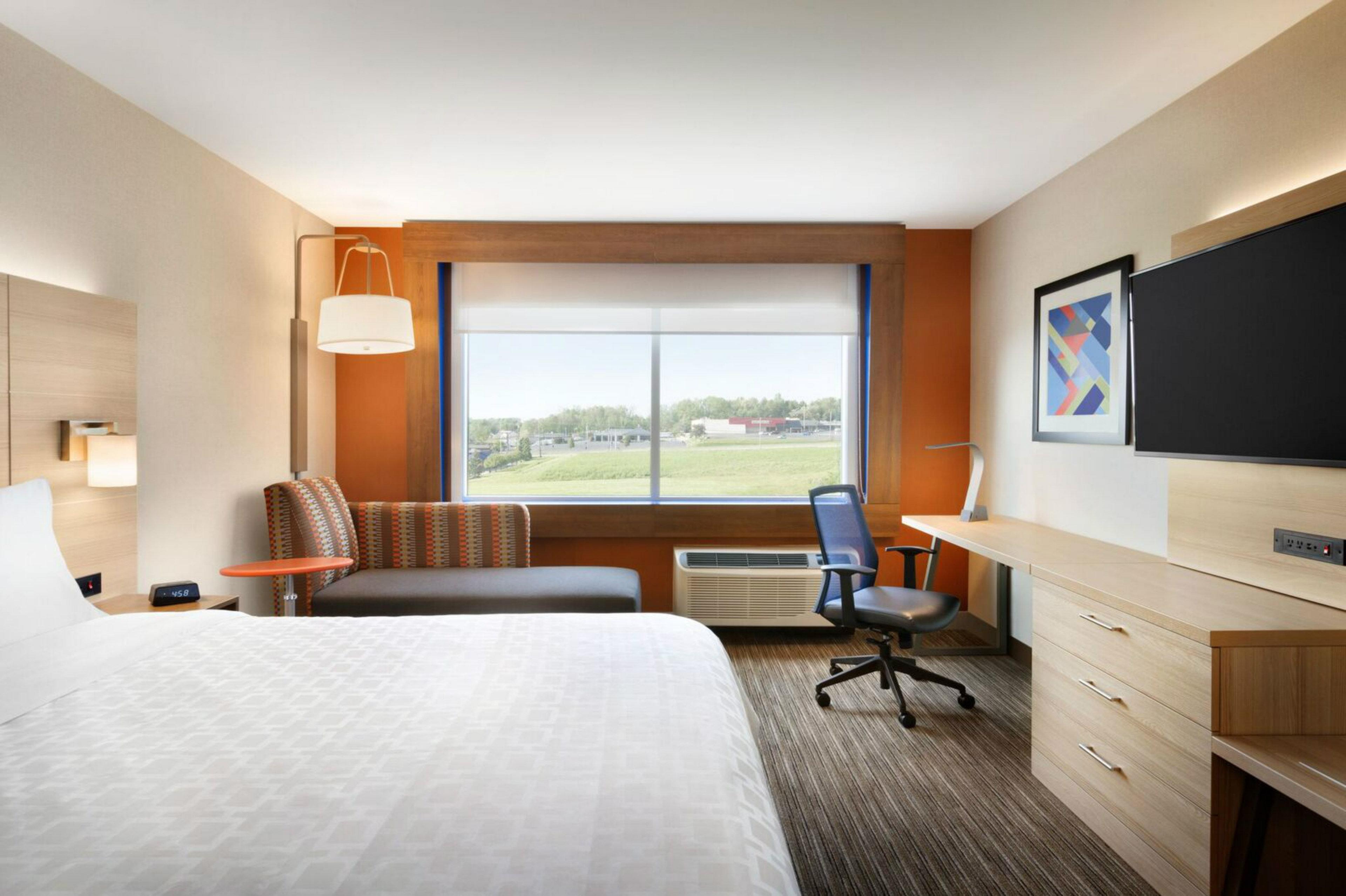 Holiday Inn Express - Alliance By Ihg Екстериор снимка